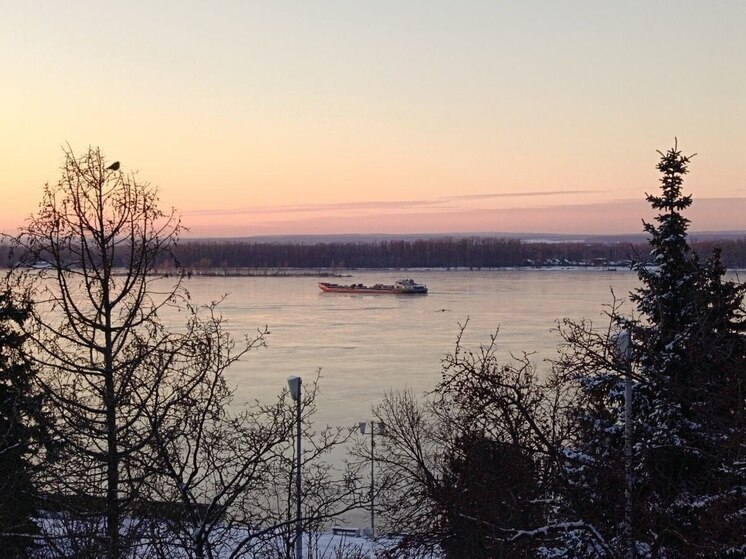 Какой сегодня день по народному календарю

30 декабря православная церковь вспоминает пророка Даниила и трёх святых отроков — Ананию, Азарию и Мисаила, живших в VI веке до нашей эры