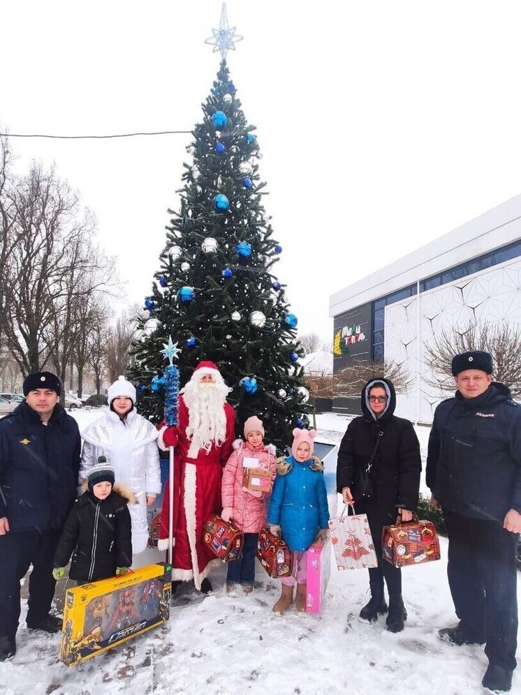 В Запорожской области проходит акция «Полицейский Дед Мороз»