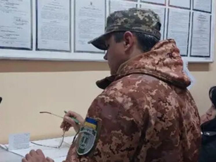 В Сети появились  фото мужчины, погибшего в военкомате Одесской области