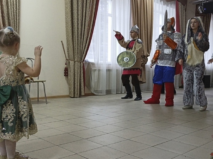 В Туле детям росгвардейцев устроили новогодний праздник