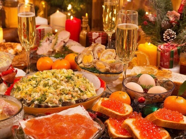 Гарцующие вкусы: 10 закусок для новогоднего стола в год Огненной Лошади 2026