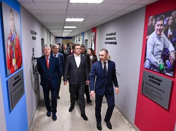 В Омске на базе колледжа профессиональных технологий 29 декабря был торжественно открыт демонстрационно-просветительский центр по адаптивному спорту