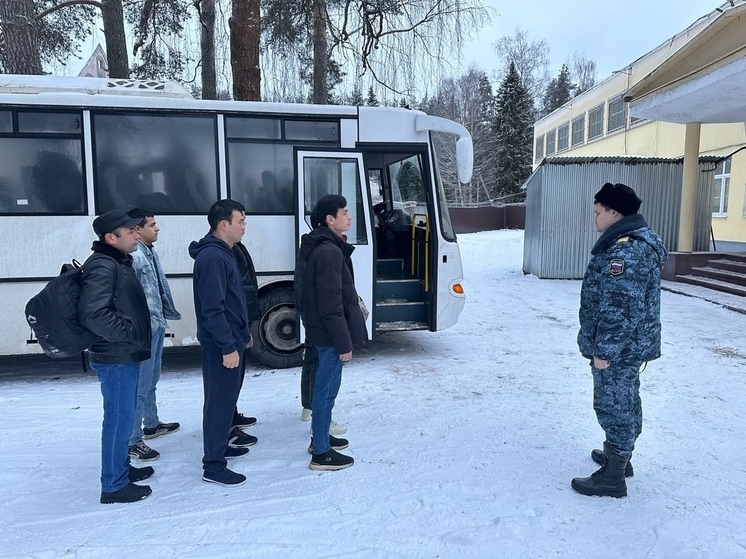 Ярославские приставы отправили по домам 42х мигрантов.