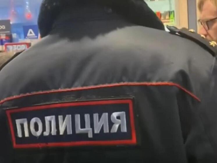 Злоумышленница закрыла в горящей квартире троих человек на ключ в Люберцах