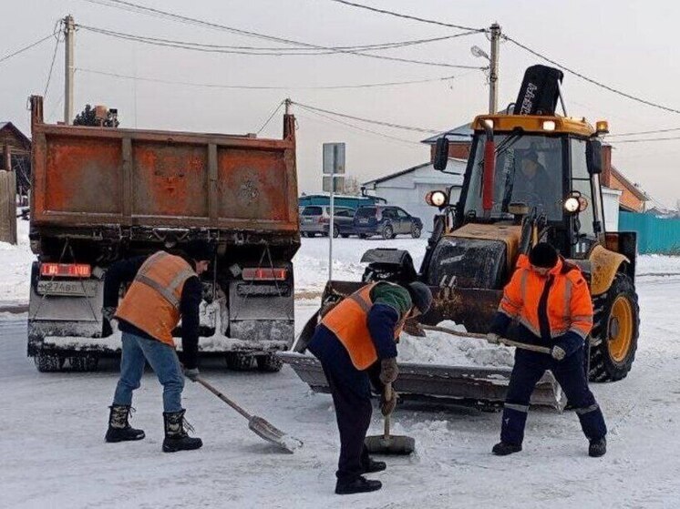 С иркутских дорог вывезли 1200 тонн снега
