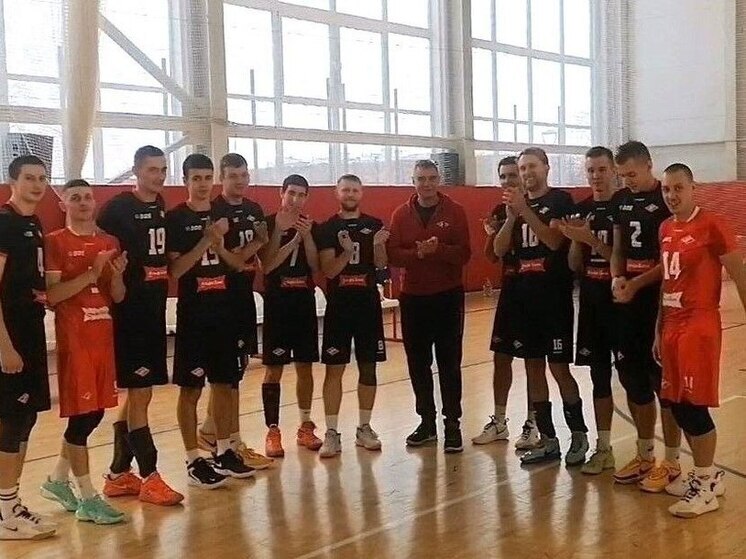 Брянский «Спартак» лидирует в таблице домашнего тура волейбольного чемпионата