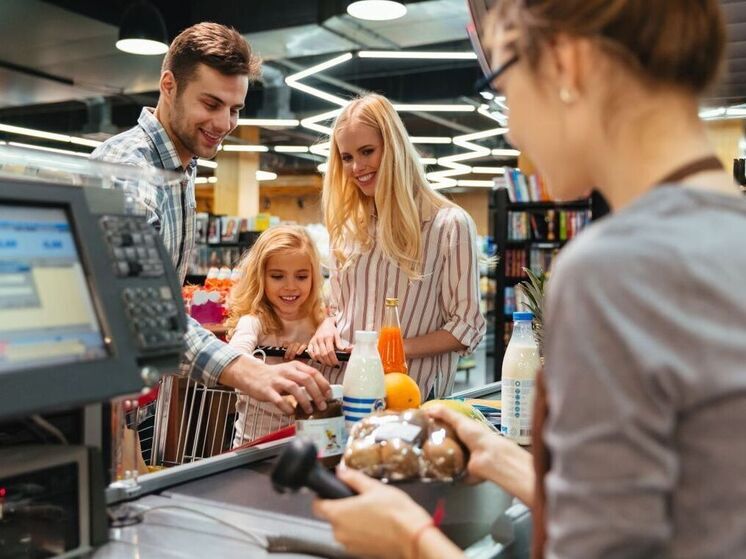 В третьем квартале нынешнего года количество операций по банковским картам снизилось