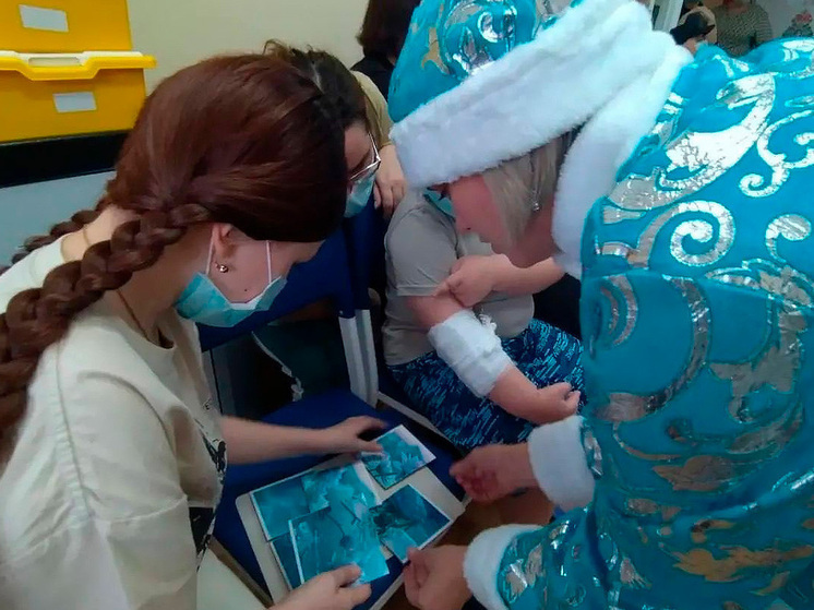 Дед Мороз и его друзья подарили сказочный праздник маленьким липчанам