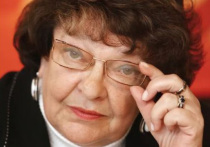 В эти же дни ушла из жизни Ирена Лесневская, ей тоже было 83, как и Вере Алентовой