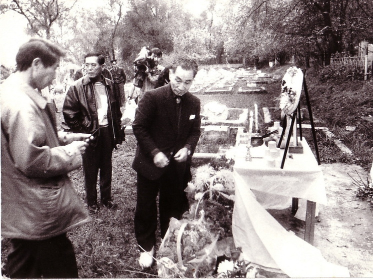 Катастрофические землетрясения на территории нынешнего Алматы отмечались в 1770, 1807, 1872, 1885, 1887 и 1911 годах, о чем написано в книге Е