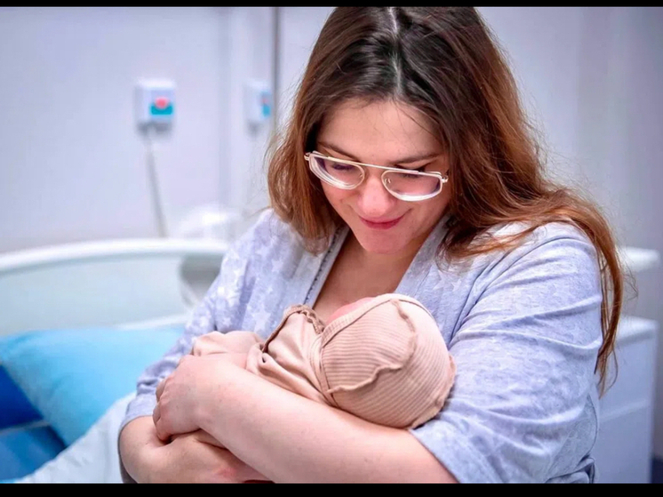 В Смоленской области активно развивается комплексная система поддержки семей, ожидающих ребенка