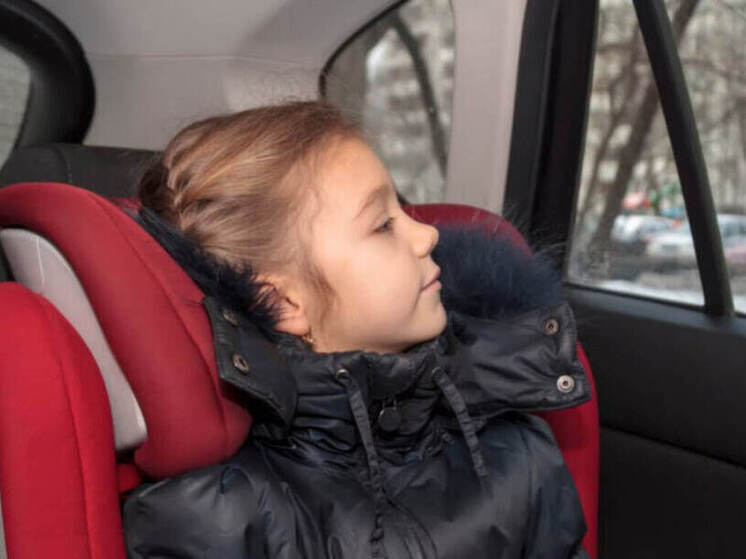 С нового года в Калининграде вырастет штраф за ребенка без кресла