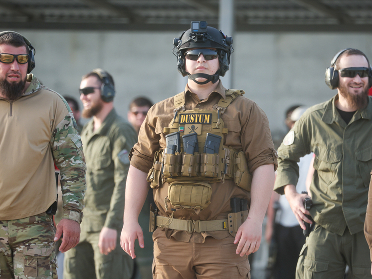 Адама Кадырова наградили медалью памяти Ахмат-Хаджи Кадырова