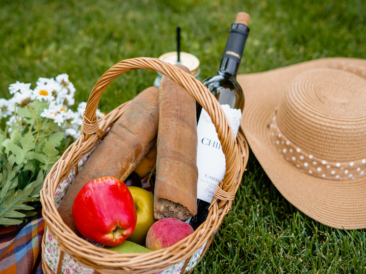 Астраханцам рассказали, что может усугубить последствия после принятия спиртного