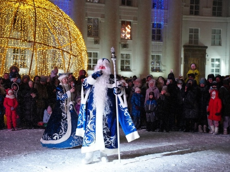 Десять тысяч ульяновцев собрались на открытие главной городской ёлки
