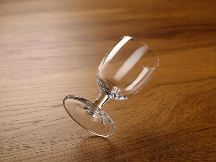 Диетолог раскрыл сахалинцам секрет, как пить в Новый год и не пьянеть