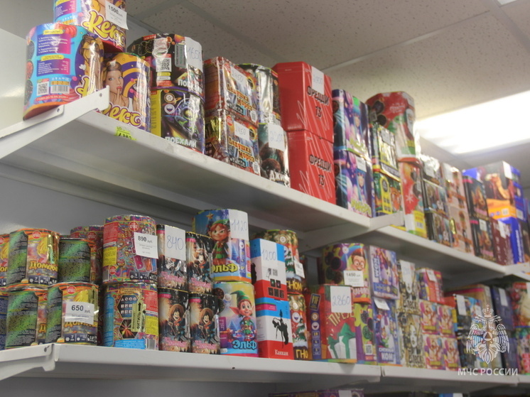 Два продавца фейерверков чуть не устроили пожар в Комсомольске-на-Амуре