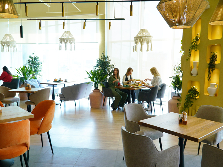 Мясо, пельмени и оливье: какие блюда заказывают новосибирцы в ресторанах на Новый год