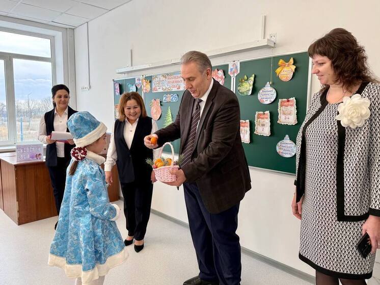 В Прикубанском районе КЧР открылась обновленная школа имени Героя Советского Союза Д. А. Старикова