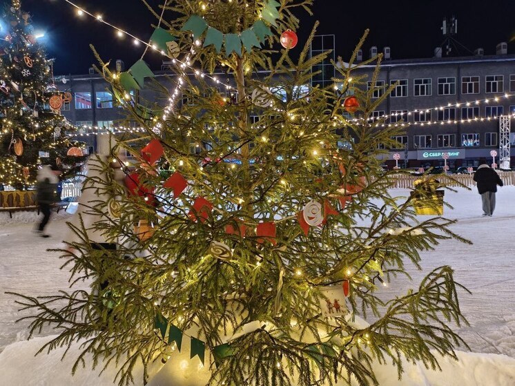 Обмен подарками на Новый год — давняя офисная традиция, но в Алтайском крае она не пользуется такой популярностью, как в среднем по России