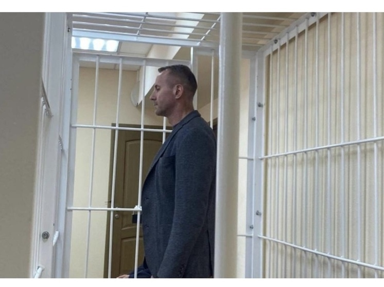 От укуса звезды до «взятки пиаром»: самые громкие скандалы Новосибирска в уходящем году