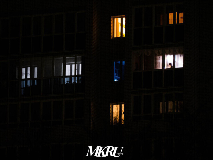 Жители дом под Читой третьи сутки живут без света накануне Нового года