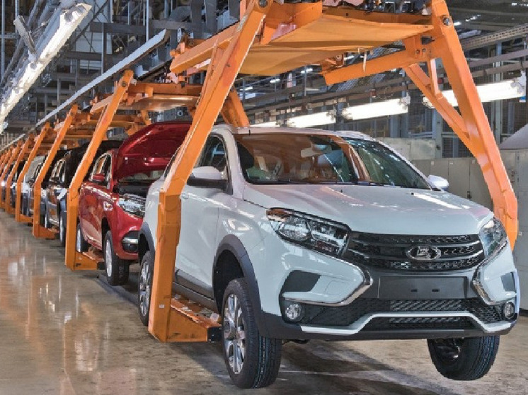 АвтоВАЗ готовит  снижение цен на флагманы Lada в январе 2026 года