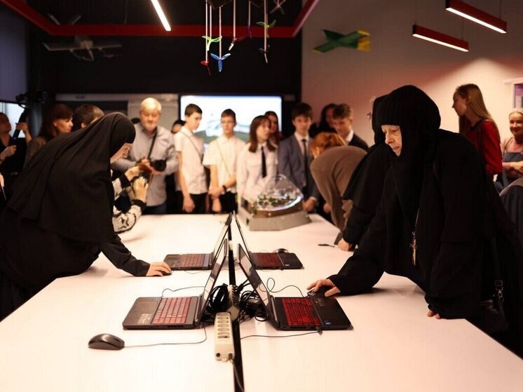 В псковском «Кванториуме» завершился проект «Техногорье» для Снетогорского монастыря