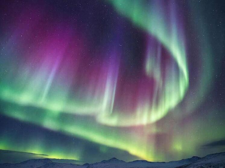 Магнитная буря 31 декабря 2025 года: шторм и северное сияние в новогоднюю ночь шокируют