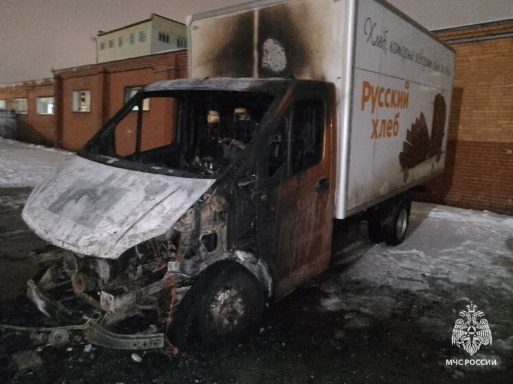 В Рязани сгорел грузовик