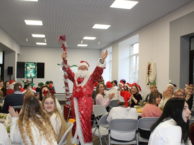 В Смоленском государственном университете празднуют Новый год