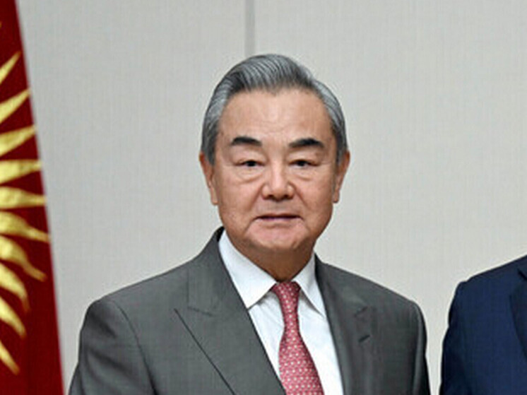 Министр иностранных дел КНР осудил рекордные поставки вооружений из США Тайваню