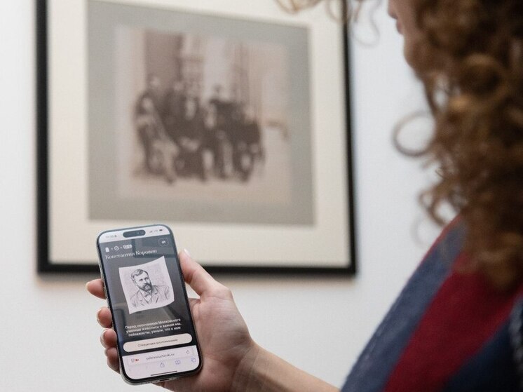 Выставку «Поленов и ученики» теперь можно посетить с AI-гидами