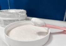 Днем кожа защищается от солнца, грязи и стресса, а ночью — активно восстанавливается