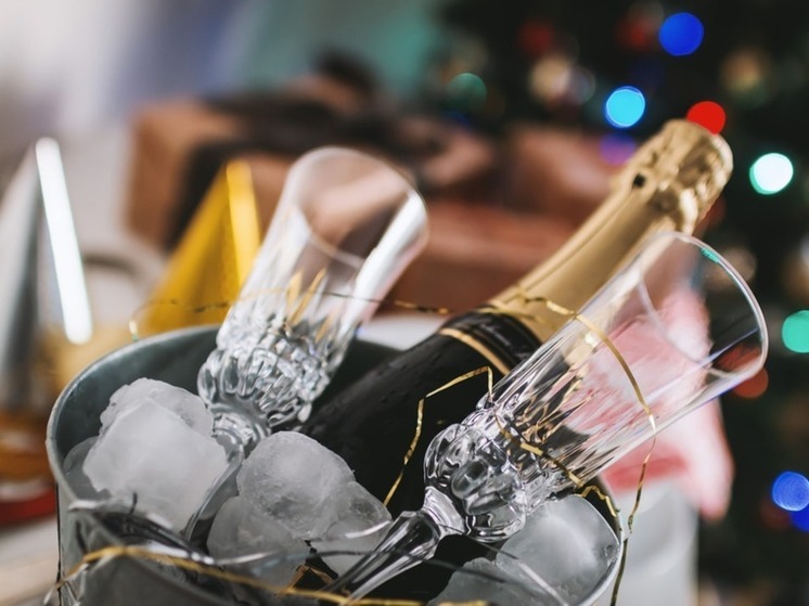 Нарколог Линник объяснил, как встретить Новый год без похмелья