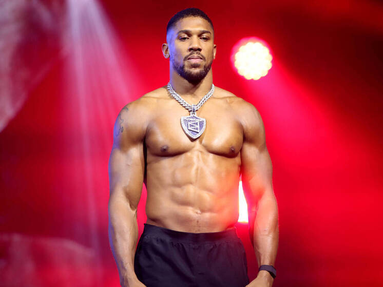 Британский боксер попал в аварию в Нигерии