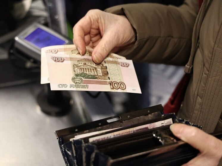 70-летнюю жительницу Сатки обманули мошенники: ущерб около 700 тысяч рублей