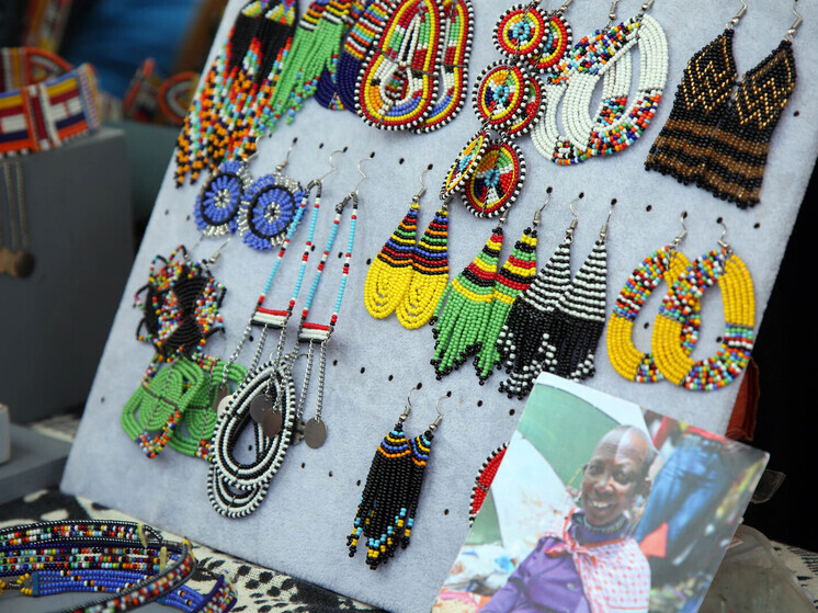 Как аксессуары могут преобразить ваш лук