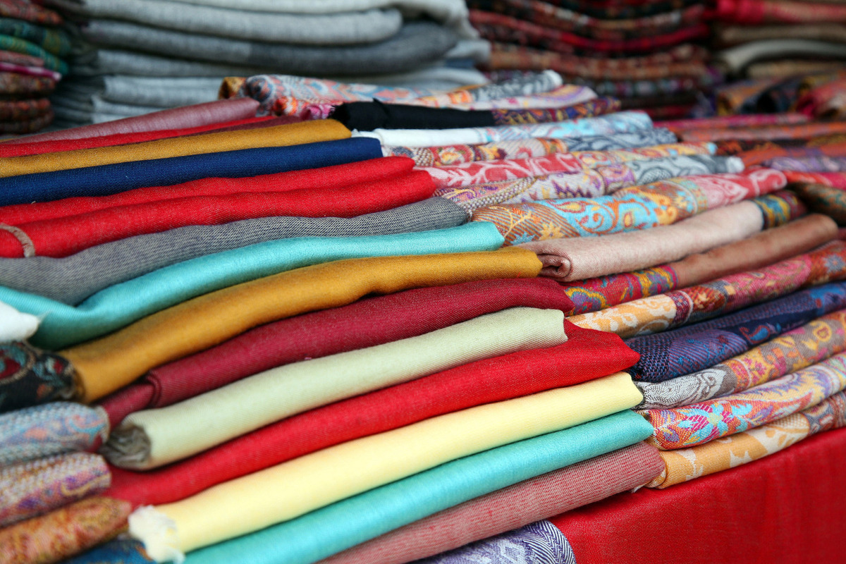 Как правильно ухаживать за разными тканями?