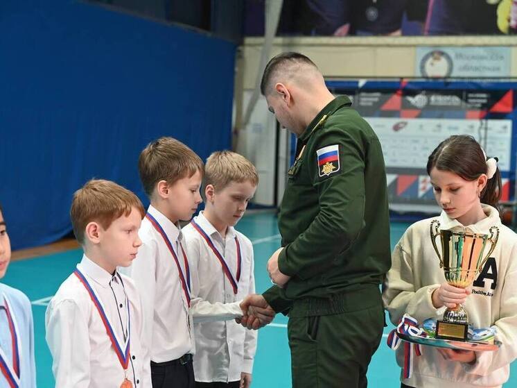 Во Дворце спорта «Надежда» состоялась традиционная торжественная церемония, на которой подвели итоги серпуховского футбольного сезона 2025 года