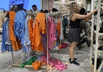 У каждого из нас в шкафу найдется пара вещей, которые мы уже не носим, но и выбросить рука не поднимается