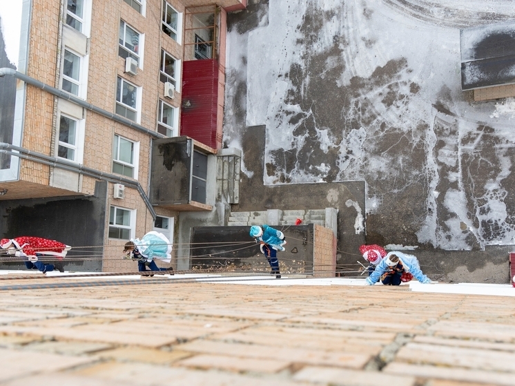 Спасательный десант добра поздравил пациентов детской больницы в Рязани