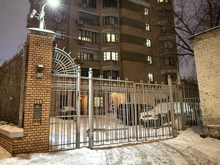 В жизни Ларисы Долиной, как известно, происходят не слишком приятные события