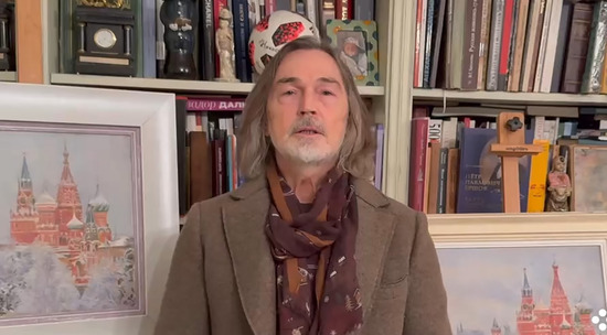 Никас Сафронов пожелал читателям «МК» ангела-хранителя в Новом году