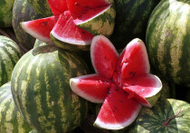 Во время безобидного (на первый взгляд) развлекательного конкурса по поеданию арбуза на скорость в бразильском отеле произошла трагедия: отец четверых детей Карлуш Серасомма подавился и задохнулся на глазах у жены и других отдыхающих