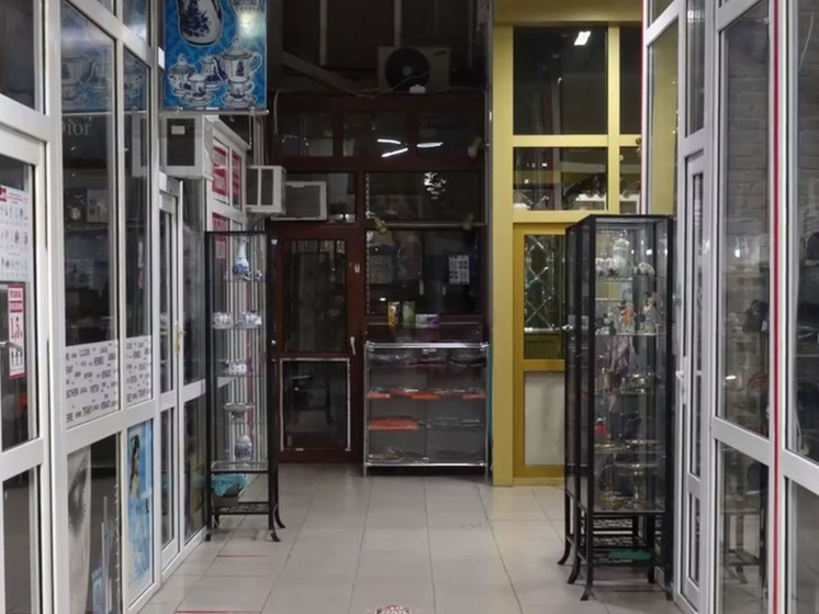 В Махачкале проверили известный торговый центр