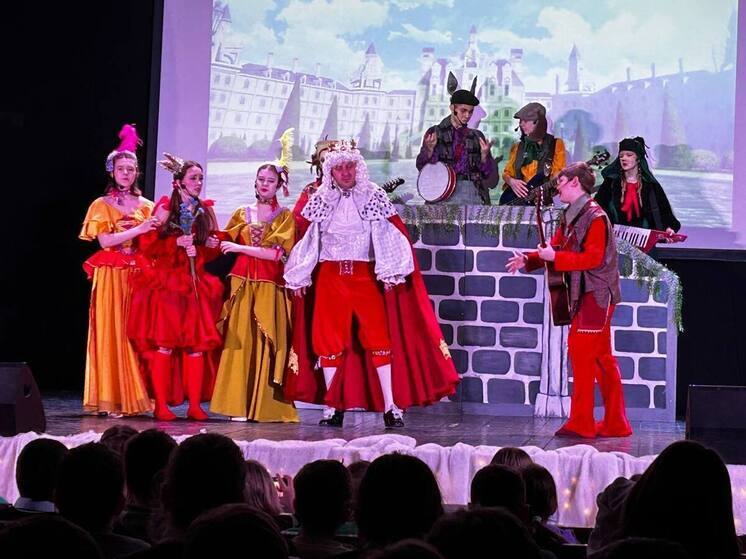 В Брянске "Бременские музыканты" выступили для детей