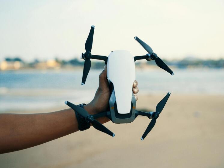 В Алматы запустят доставку товаров беспилотниками