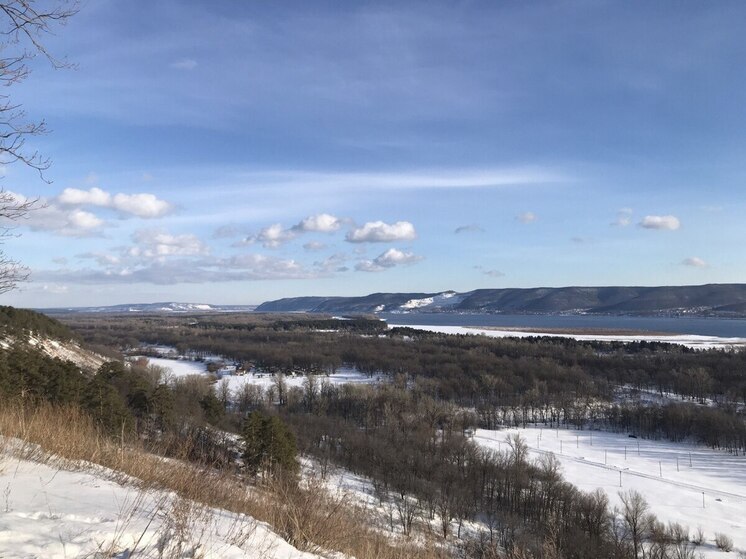 Какой сегодня день по народному календарю

6 января в православной традиции отмечается Рождественский сочельник — последний и самый строгий день Рождественского поста, канун великого праздника Рождества Христова