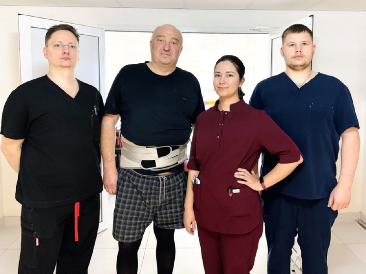 Свердловские врачи спасли водителя скорой помощи